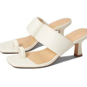 NWT Abercrombie & Fitch Austria Cream Shoe